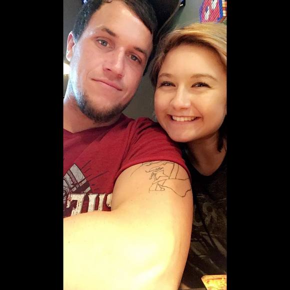 Meet your Posher, Gable - Picture 1 of 1